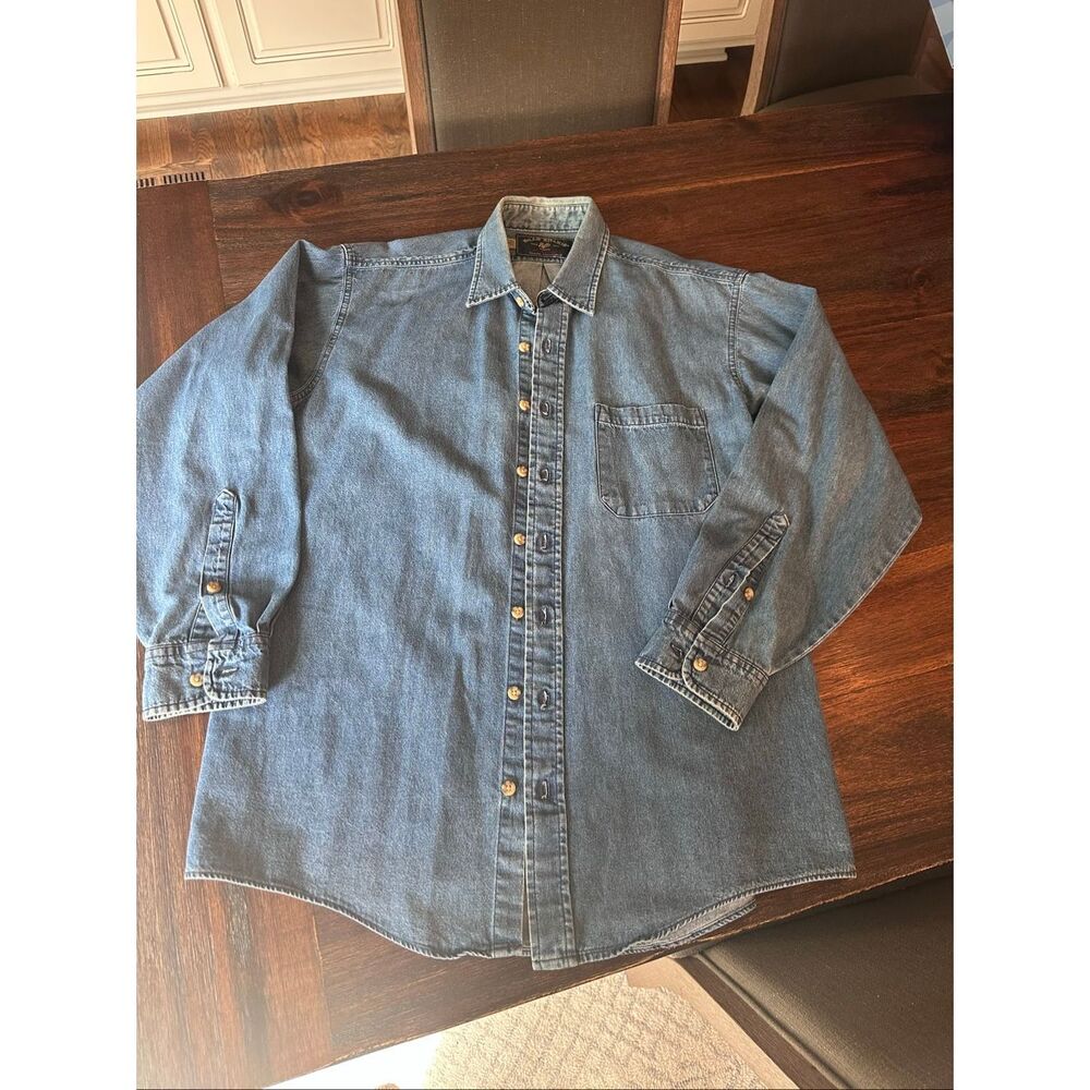 Bill’s Khakis denim shirt